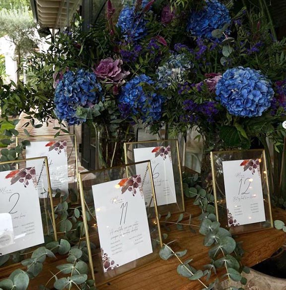 Personalizacion-de-papeleria-y-detalles-para-invitados-en-finca-un-agua-eventos-y-bodas